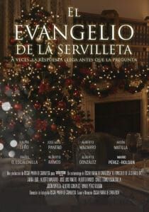 Imagen de una decoración navideña con árbol y luces brillantes.